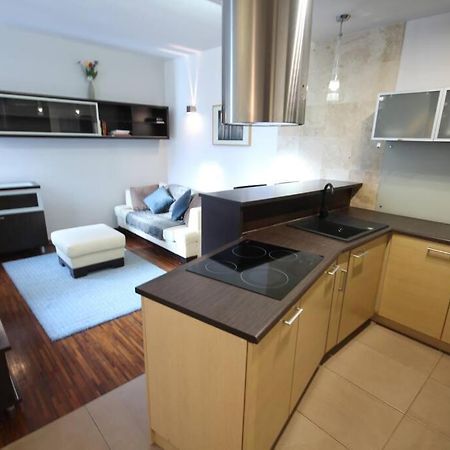 Parkowy Apartament Lejlighed Wrocław Eksteriør billede