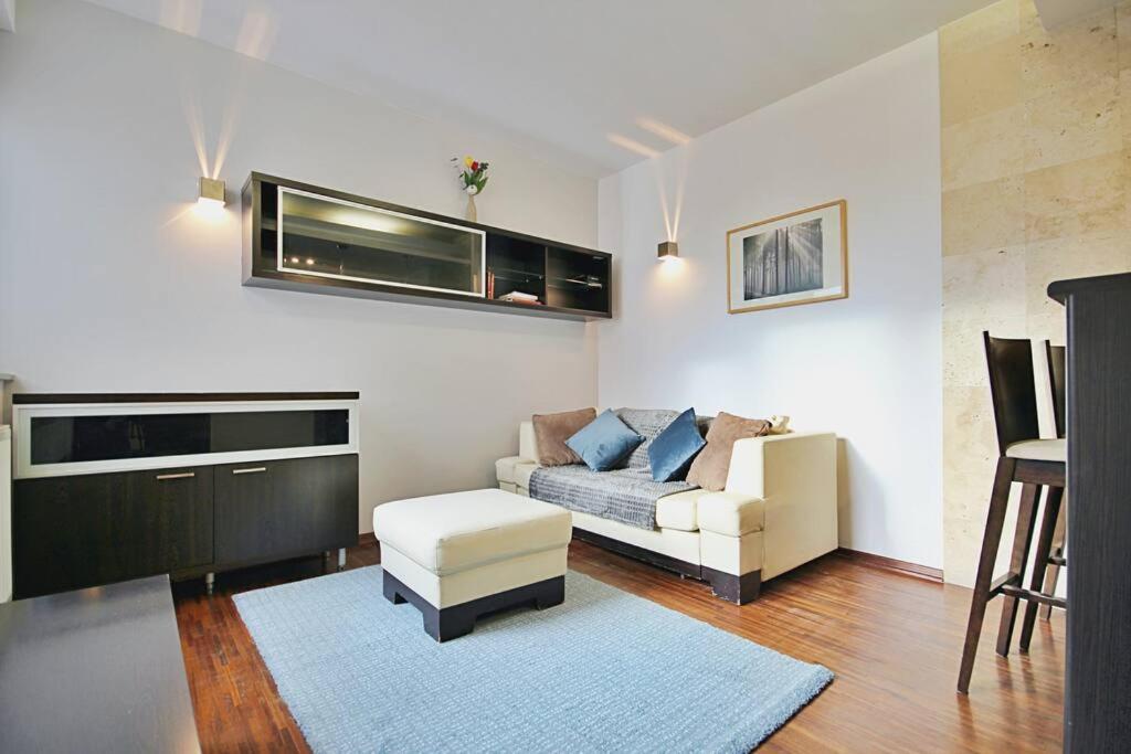 Parkowy Apartament Lejlighed Wrocław Eksteriør billede